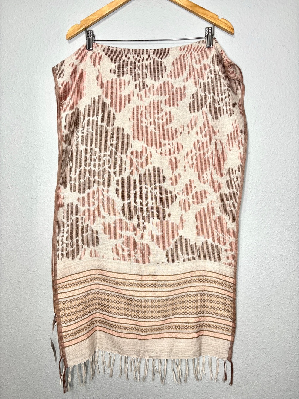 J. Jill NWT Dark Oatmeal & Pink Floral Border Print Fringed Scarf